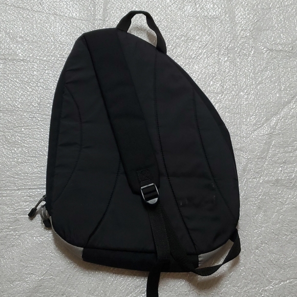 one strap backpack nike